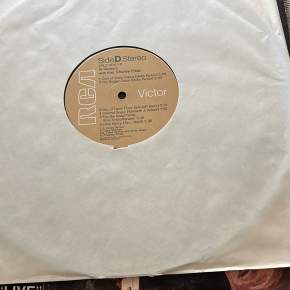 Live in concert with host Charley Pride - Picture 4 of 6